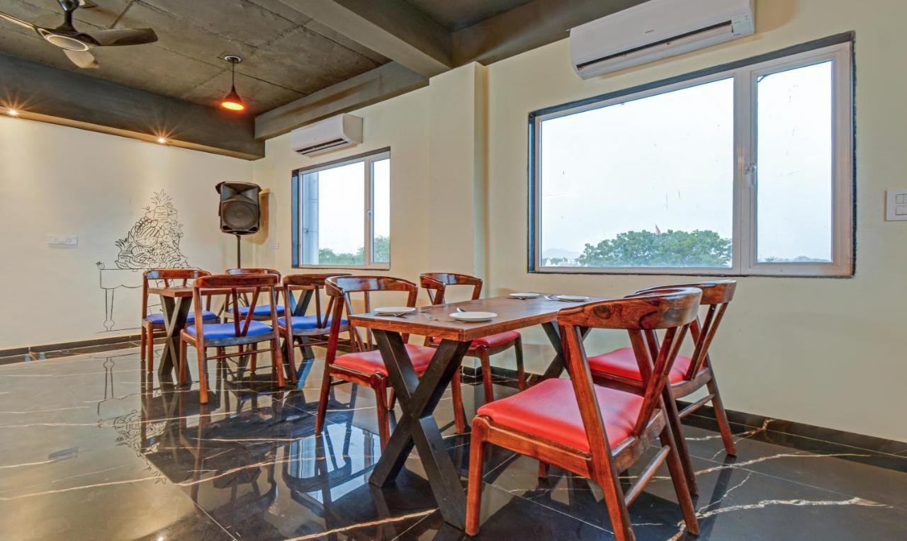 Tripli Hotels Le Shelton Udaipur Exterior photo