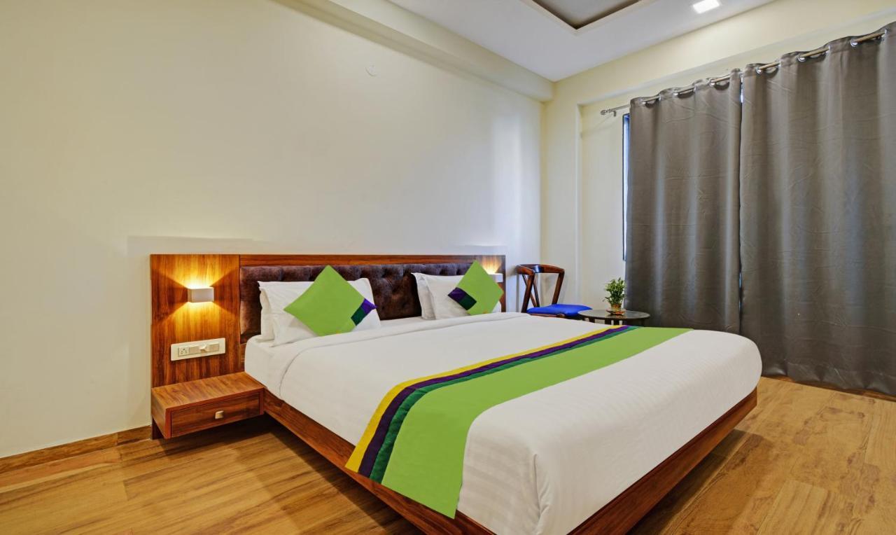Tripli Hotels Le Shelton Udaipur Exterior photo