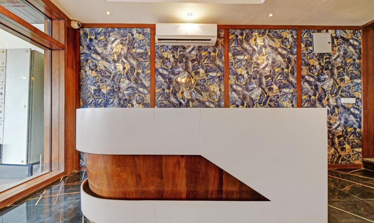Tripli Hotels Le Shelton Udaipur Exterior photo